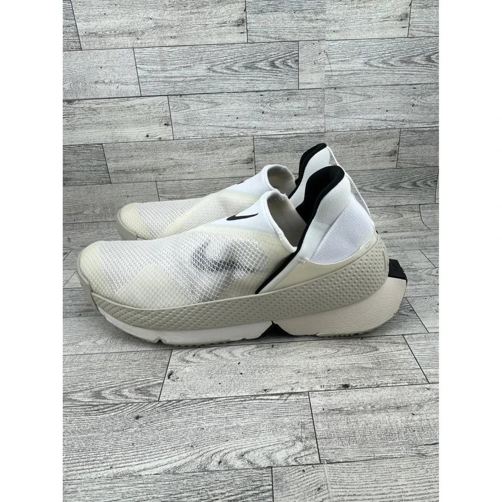 Nike Go FlyEase Men 10 White Sail Black Hands Free Slip On Sneakers CW5883-101